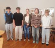 Schülervertretung im Schuljahr 2025/26 von rechts nach links: Clara Dolecek, Selma Schug, Leonie Kitzberger, Clemens Gössweiner und Khalil Fawwal; nicht am Bild: Raama Tabatabai